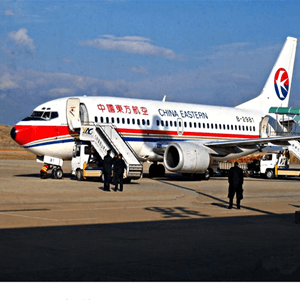 鄂尔多斯机场空运航空快运业稳步发展的原因是什么？